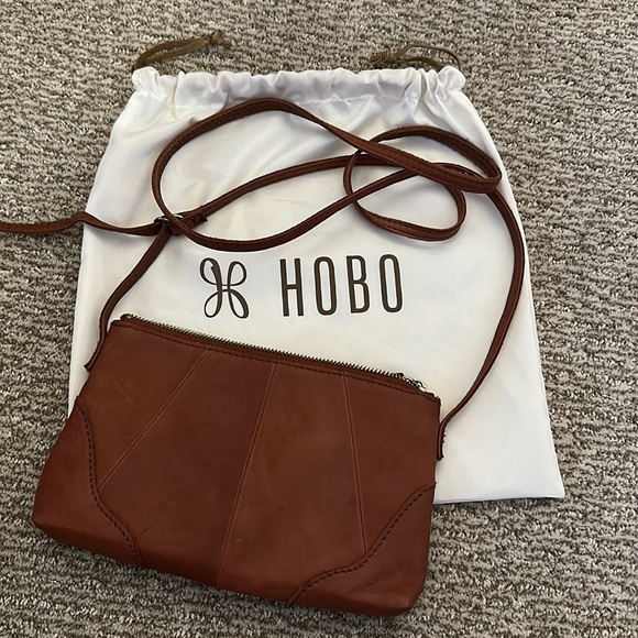 HOBO Handbags - HOBO brown crossbody bag - EUC